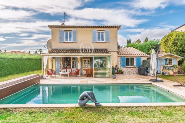 Maison de luxe à vendre à Biot, 795 000 €, Photo 1