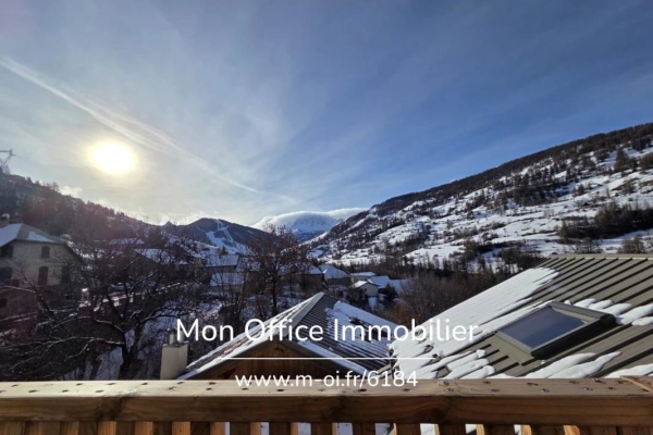 Luxury Apartment for sale in Vars, 484 000 €, Photo 1