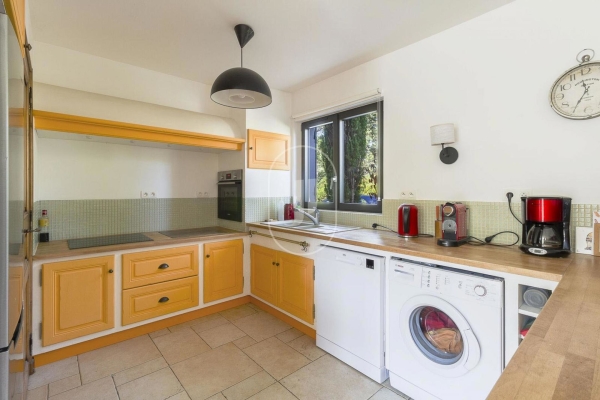 Maison de luxe à vendre à Roussillon, 550 000 €, Photo 5