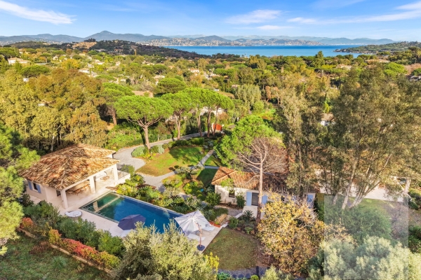 Maison de luxe à vendre à Saint-Tropez, 19 150 000 €, Photo 1