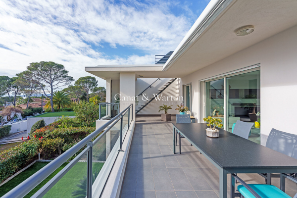 Appartement de luxe à vendre à Saint-Raphaël, 1 260 000 €, Photo 2