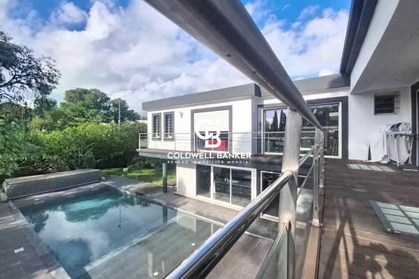 Maison de luxe à vendre à Saint-Raphaël, 1 198 000 €, Photo 1