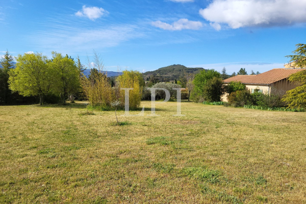 Maison de luxe à vendre à Saint Saturnin les Apt, 795 000 €, Photo 6