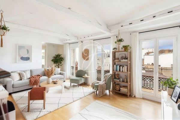 Appartement de luxe à vendre à Paris 18Ème, 840 000 €, Photo 1