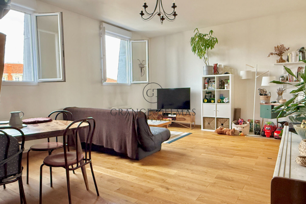 Appartement de luxe à vendre à Bordeaux, 315 000 €, Photo 1