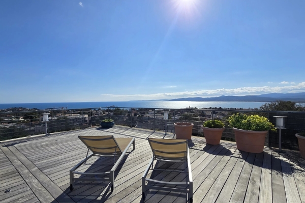 Luxury Apartment for sale in Saint-Raphaël, 1 950 000 €, Photo 2