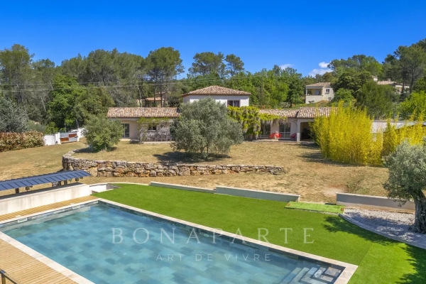 Maison de luxe à vendre à Lorgues, 795 000 €, Photo 2