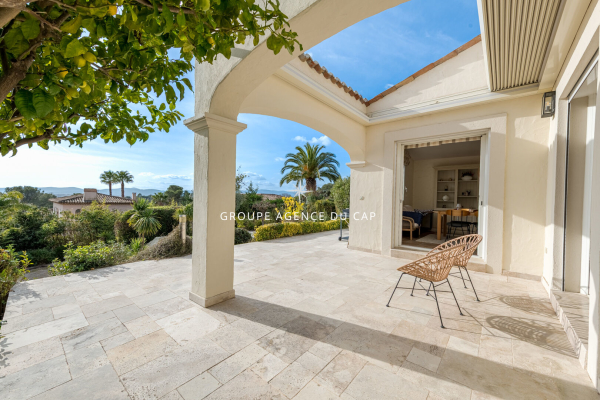 Luxury House for sale in Saint-Raphaël, 1 680 000 €, Photo 6
