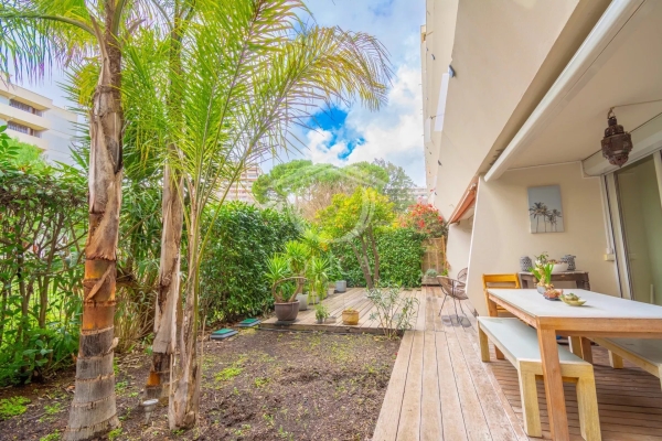 Appartement de luxe à vendre à Antibes, 740 000 €, Photo 1