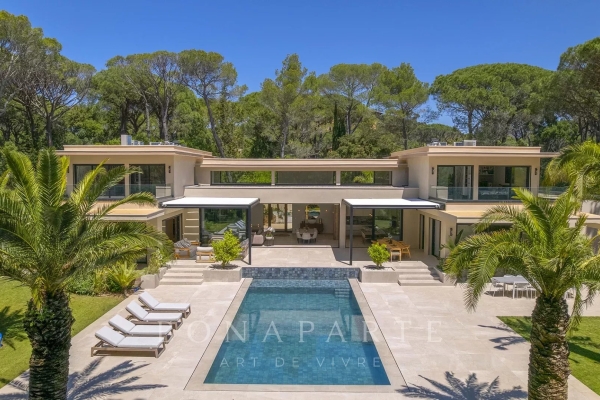 Luxury House for sale in Saint-Raphaël, 5 850 000 €, Photo 1