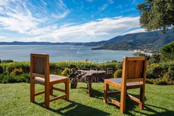 Maison de luxe à vendre à Le Lavandou, 4 800 000 €, Photo 2