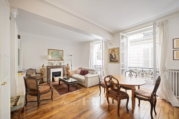 Appartement de luxe à vendre à Paris 6ème, 940 000 €, Photo 3