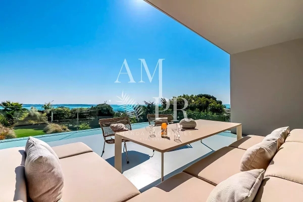 Luxury House for sale in Le Golfe Juan, 3 950 000 €, Photo 1