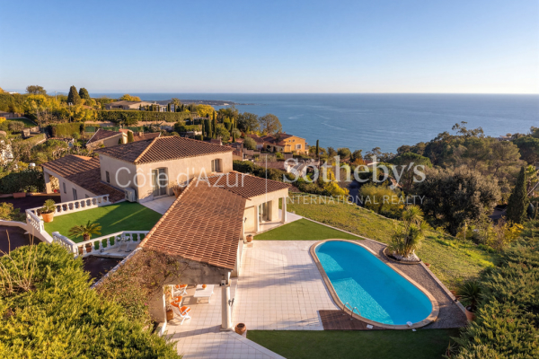 Maison de luxe à vendre à Vallauris, 2 590 000 €, Photo 1