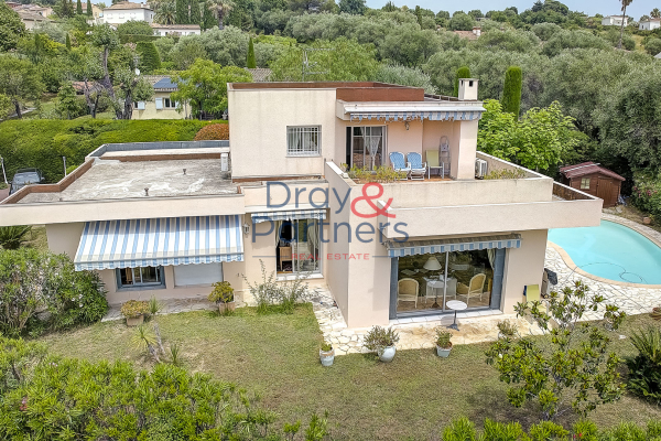 Maison de luxe à vendre à La Colle-sur-Loup, 1 350 000 €, Photo 1