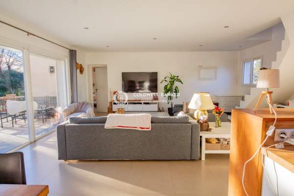 Maison de luxe à vendre à Cogolin, 990 000 €, Photo 3