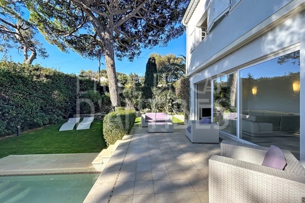 Maison de luxe à vendre à Cap d'Antibes, 2 950 000 €, Photo 3