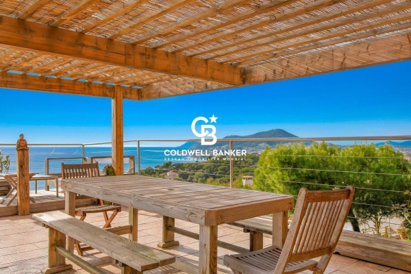 Luxury House for sale in Carqueiranne, 1 695 000 €, Photo 4