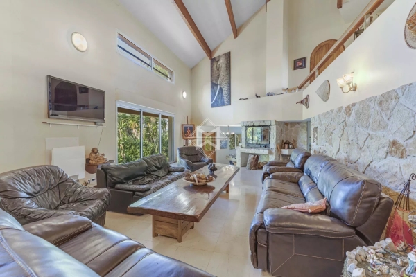 Maison de luxe à vendre à Les Salins d'Hyères, 2 150 000 €, Photo 6