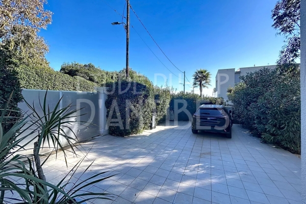 Maison de luxe à vendre à Cap d'Antibes, 2 950 000 €, Photo 7