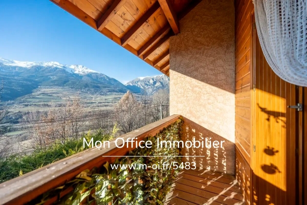 Maison de luxe à vendre à Saint-André-d'Embrun, 336 000 €, Photo 1