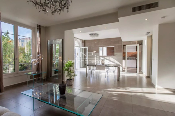 Luxury Apartment for sale in Nice, 1 390 000 €, Photo 1