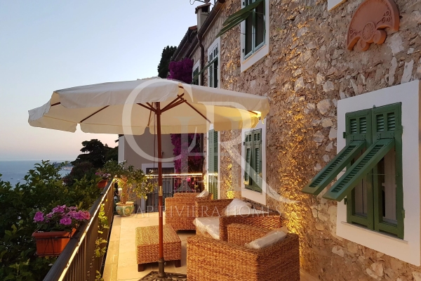 Maison de luxe à vendre à Roquebrune-Cap-Martin, 2 550 000 €, Photo 1