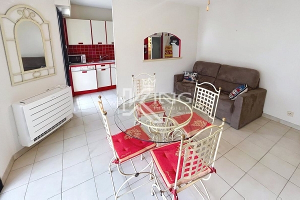 Appartement de luxe à vendre à Saint-Raphaël, 250 000 €, Photo 4