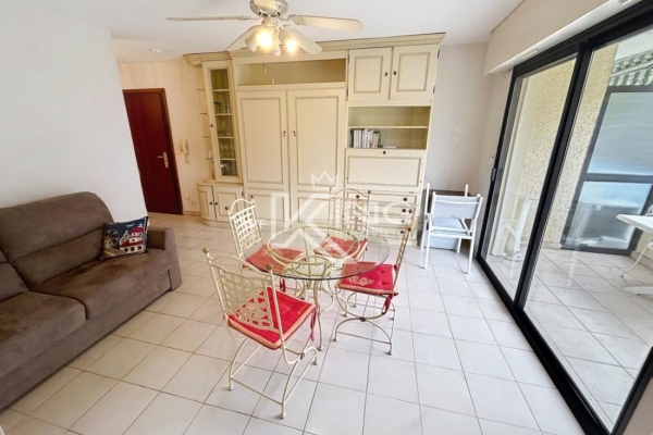 Appartement de luxe à vendre à Saint-Raphaël, 250 000 €, Photo 7