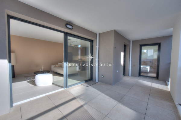 Appartement de luxe à vendre à Saint-Aygulf, 655 000 €, Photo 4