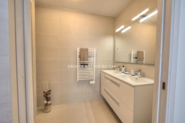 Appartement de luxe à vendre à Saint-Aygulf, 655 000 €, Photo 6