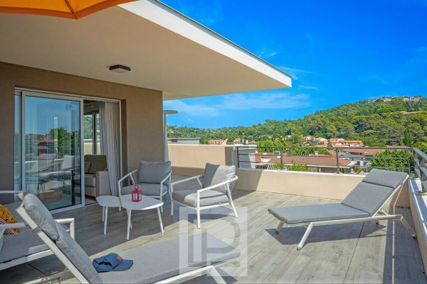 Appartement de luxe à vendre à Mougins, 1 093 000 €, Photo 1