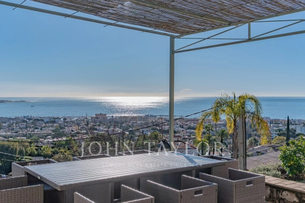 Maison de luxe à vendre à Le Golfe Juan, 2 250 000 €, Photo 1