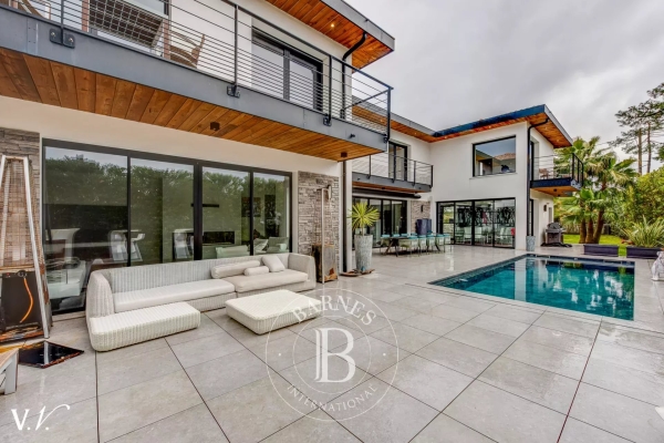Luxury House for sale in Anglet, 2 950 000 €