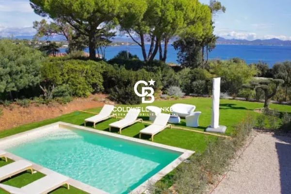 Maison de luxe à vendre à Les Issambres, 1 280 000 €, Photo 3