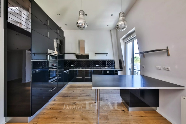 Appartement de luxe à louer à Saint-Cloud, 5 500 €, Photo 4