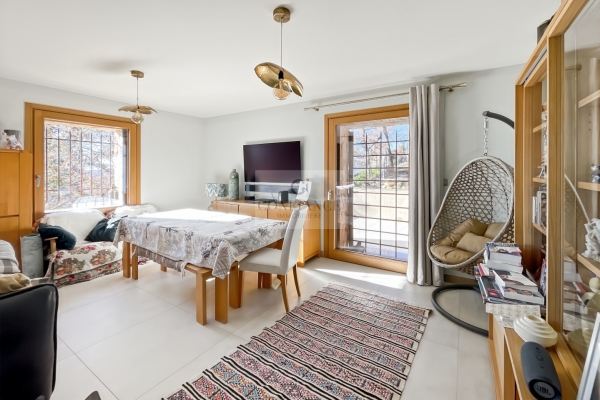 Maison de luxe à vendre à Revest-les-Roches, 650 000 €, Photo 7