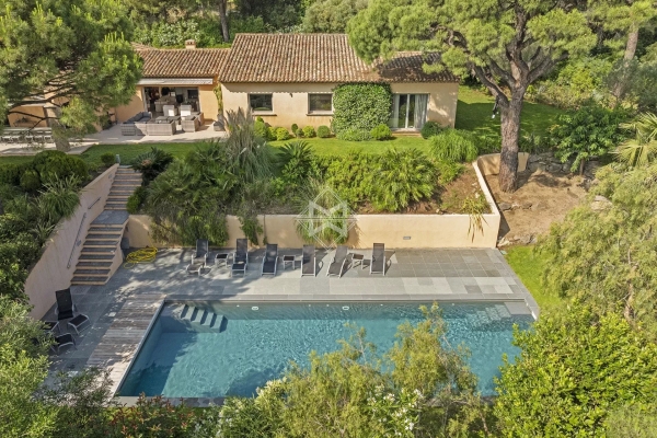 Maison de luxe à vendre à Ramatuelle, 7 900 000 €, Photo 1