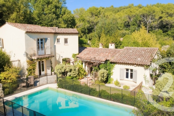 Maison de luxe à vendre à Roquefort-les-Pins, 1 095 000 €, Photo 1