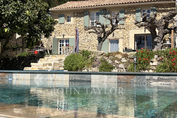 Maison de luxe à vendre à Le Castellet, 1 290 000 €, Photo 1