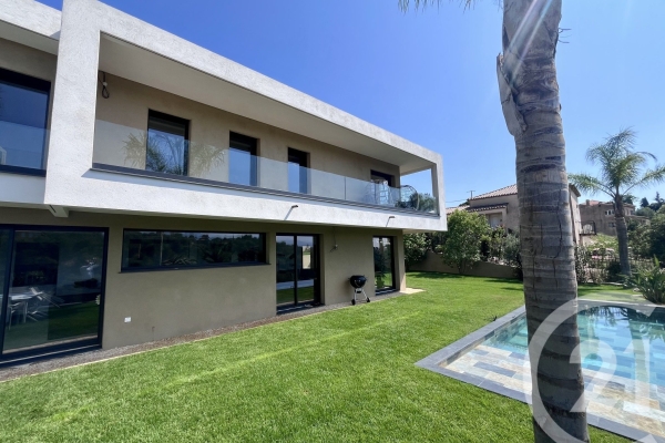 Maison de luxe à vendre à Cagnes-sur-Mer, 1 495 000 €, Photo 5