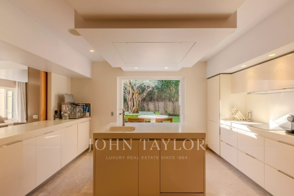 Maison de luxe à vendre à Cap d'Antibes, 5 500 000 €, Photo 6
