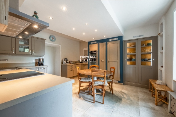 Luxury House for sale in Gargas, 690 000 €, Photo 5