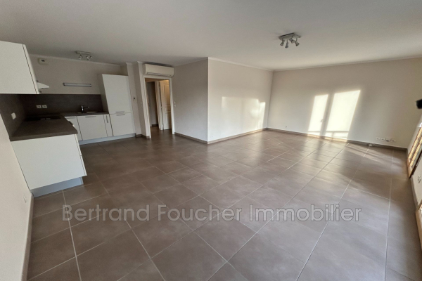 Luxury Apartment for sale in Cavalaire-sur-Mer, 499 000 €, Photo 6