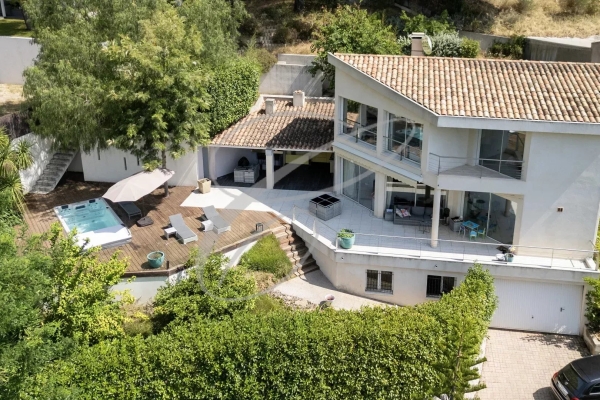 Maison de luxe à vendre à Roquebrune-Cap-Martin, 1 500 000 €, Photo 1