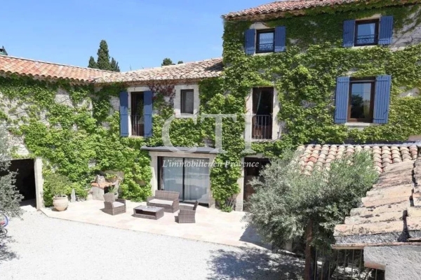Maison de luxe à vendre à Vaison-la-Romaine, 970 000 €, Photo 1