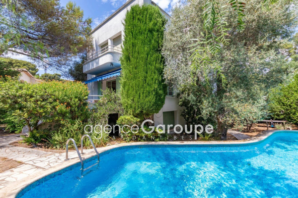 Maison de luxe à vendre à Cap d'Antibes, 2 000 000 €, Photo 1