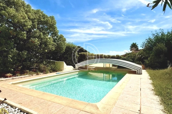 Maison de luxe à vendre à Cannes, 1 690 000 €, Photo 2