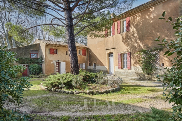 Maison de luxe à vendre à Aix-en-Provence, 2 480 000 €, Photo 2