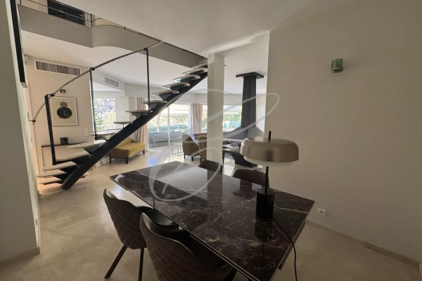 Luxury House for sale in Roquebrune-Cap-Martin, 1 500 000 €, Photo 3